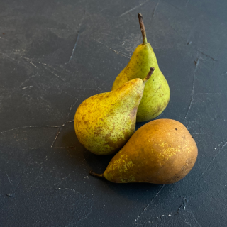 Organic pears CONFERENCE