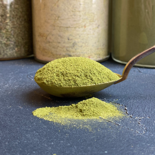 Organic moringa powder