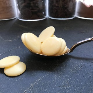 Органическое масло какао в дисках