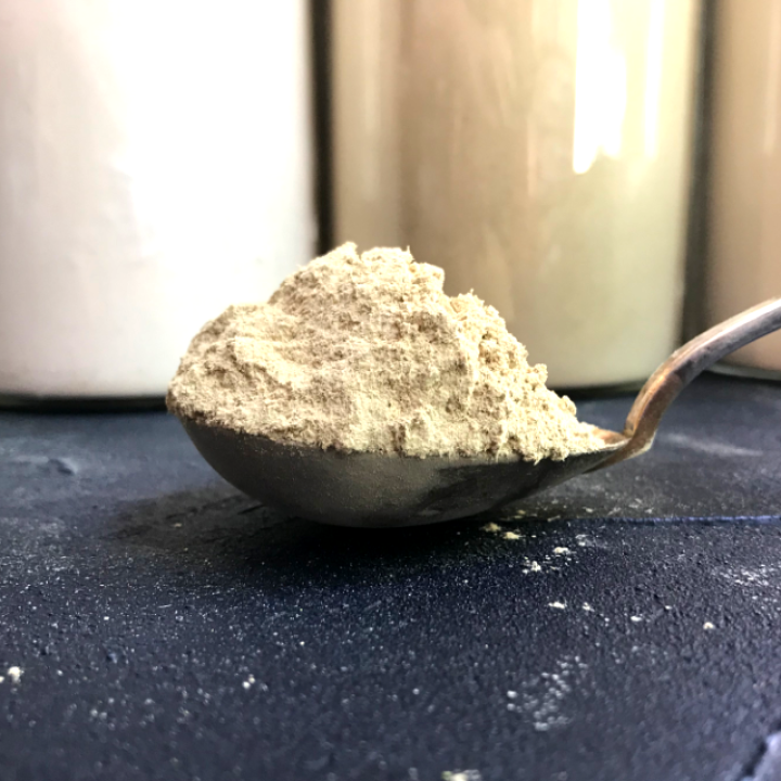 Органический порошок корня лакрицы