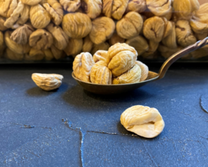 Dried chestnuts