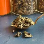 Kuivatatud mahe paljas kõrvtarrik (wood ear)